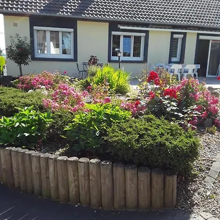 Gite Gites De France - Les Hirondelles Saint-Remy-Boscrocourt