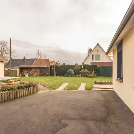 Gite Gites De France - Les Hirondelles Saint-Remy-Boscrocourt